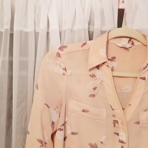 🌸🌺Candie's floral blouse🌺🌸